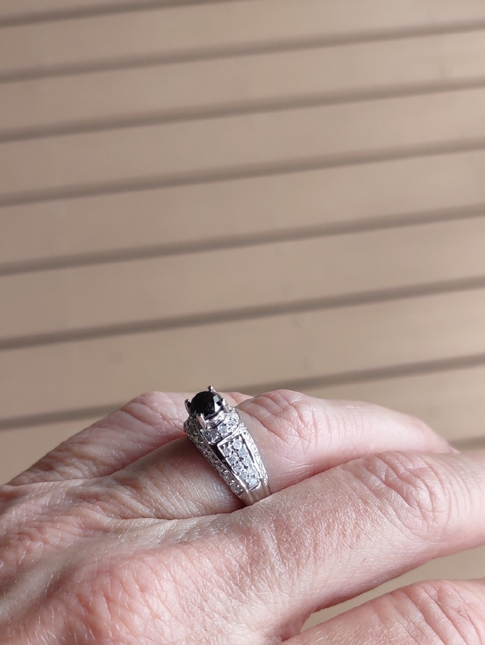 Black And Clear Natural Diamond Ring 10kt White Gold, Nwt, 6.5 - Picture 6 of 16